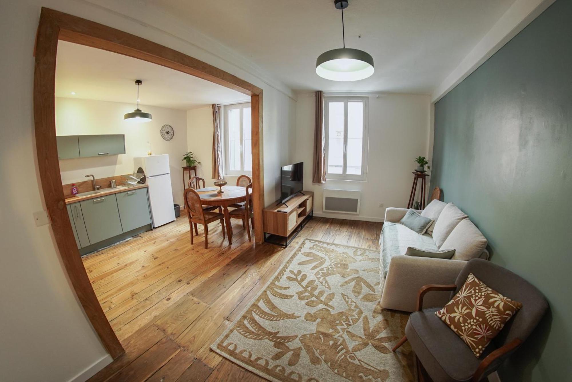 Le Montarrouye Appartement Pour 2 A 6 Personnes Bagnères-de-Bigorre Εξωτερικό φωτογραφία